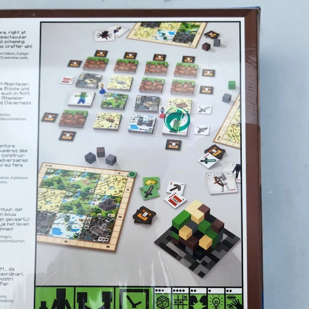 NEW Ravensburger Minecraft Board Game Builders & Biomes Strategy Game Ni…